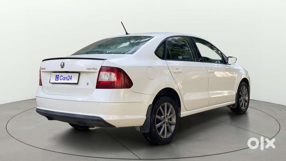 Skoda Rapid 1.6 Mpi At Style, 2019, Petrol