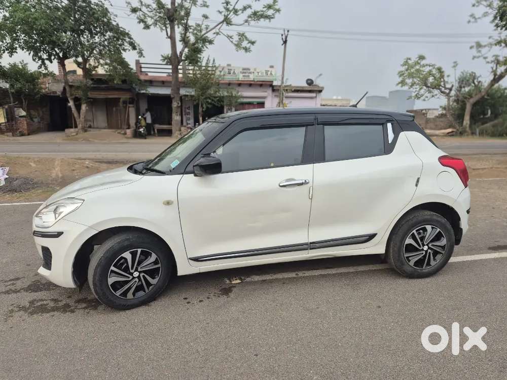 Maruti Suzuki Swift 2022 Lxi