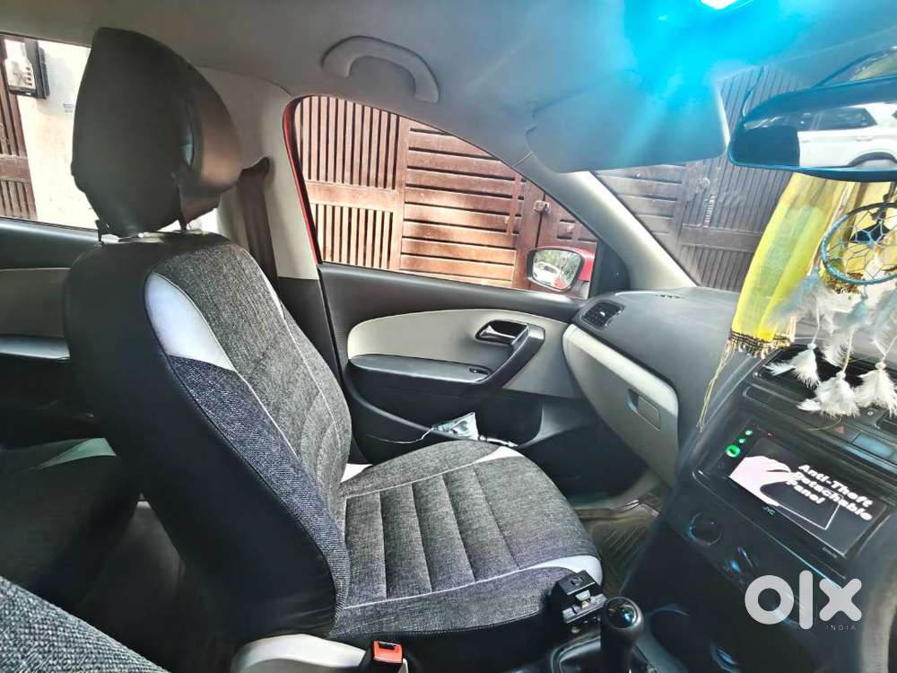 Volkswagen Polo 2012 Car