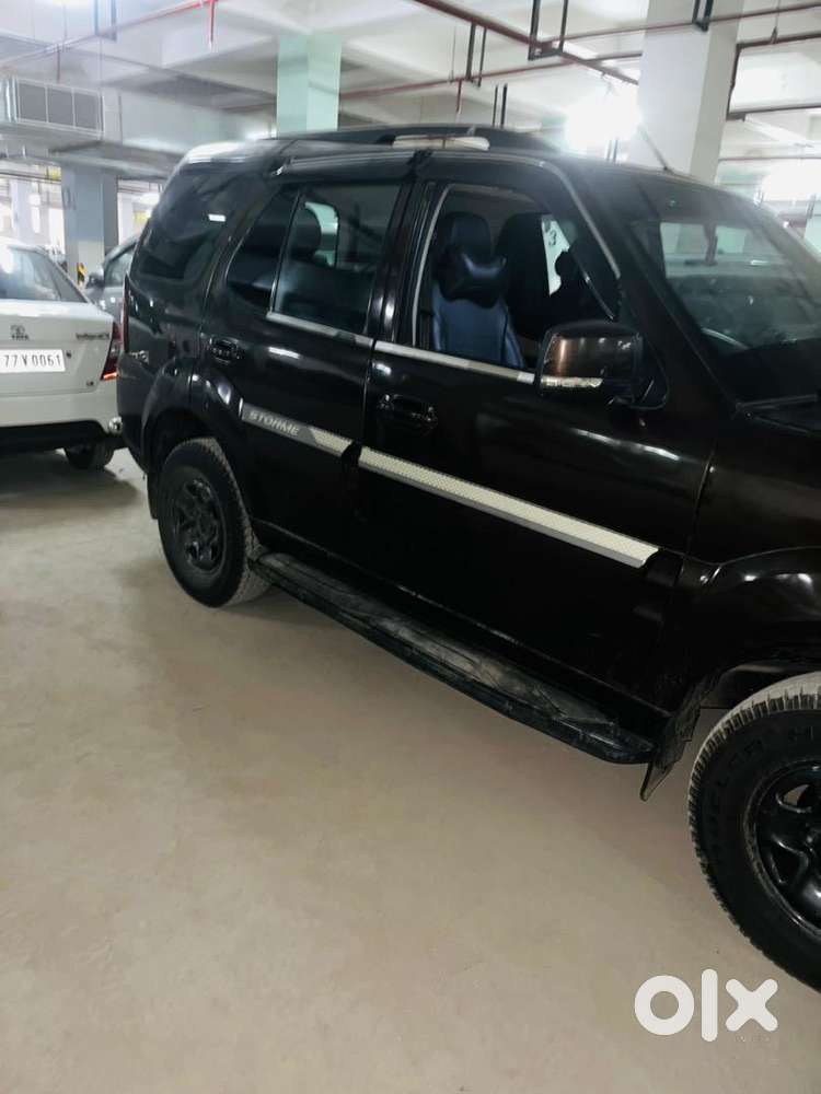 Tata Safari Storme 2013 Diesel Well Maintained