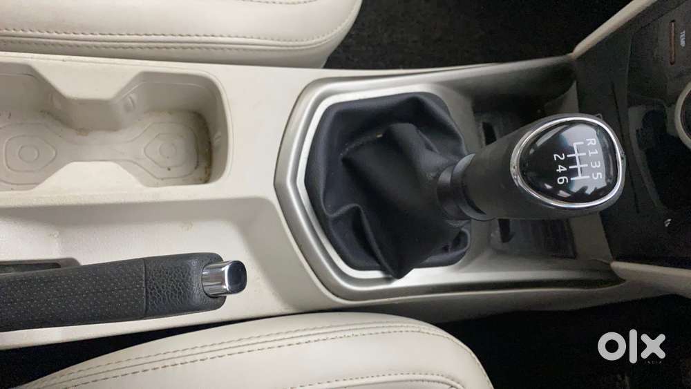 Mahindra Xuv300 W8 Option, 2021, Petrol