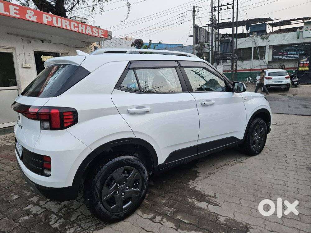 Hyundai Venue S Plus Mt 1.2 Kappa, 2025, Petrol