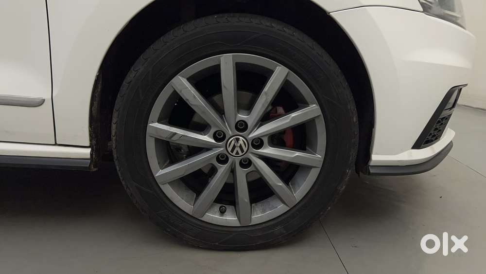 Volkswagen Vento 1.6 Highline, 2022, Petrol