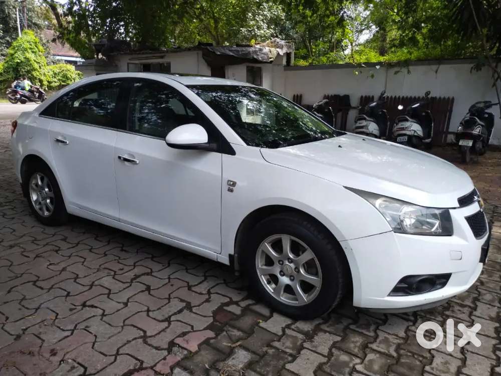 Chevrolet Cruze Ltz At 2011 Model