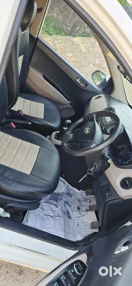 Hyundai Xcent 2015