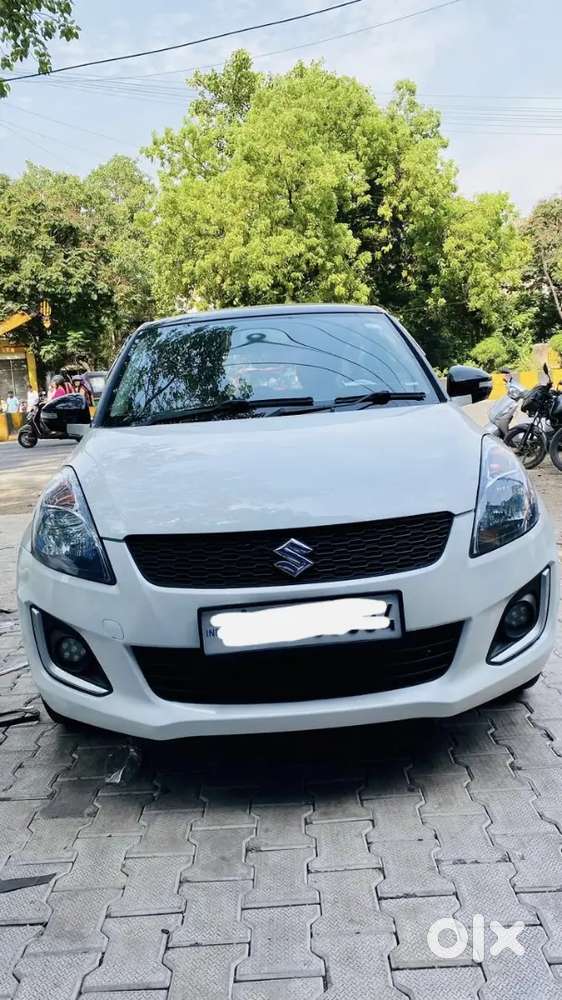 Maruti Suzuki Swift 2015 Diesel 75200 Km Driven