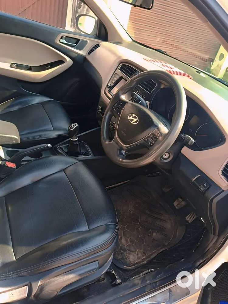 Hyundai Elite I20 2018 Diesel 80000 Km Driven