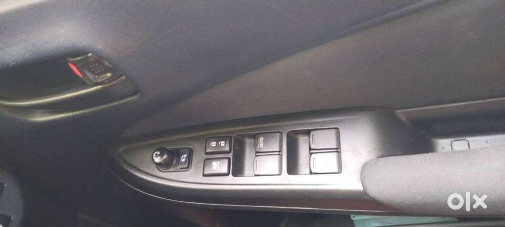 Maruti Suzuki Baleno 1.2 Delta At, 2024, Petrol