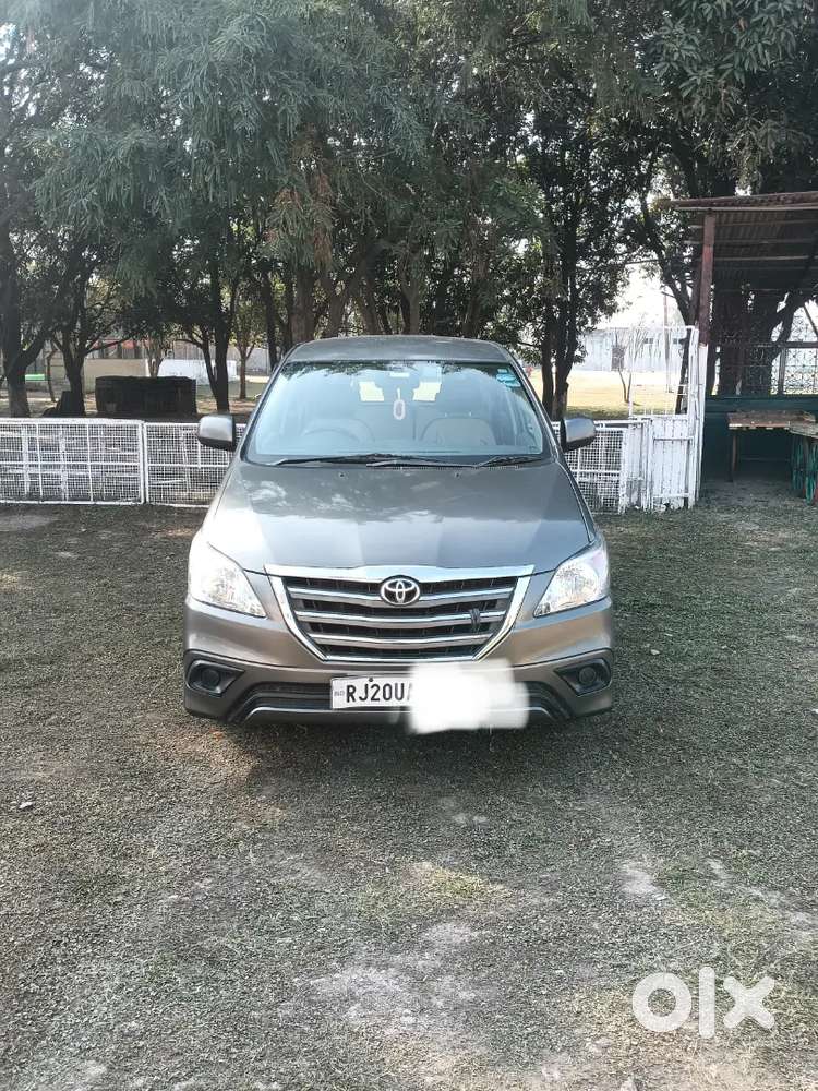 Toyota Innova 2014 Diesel Well Maintained