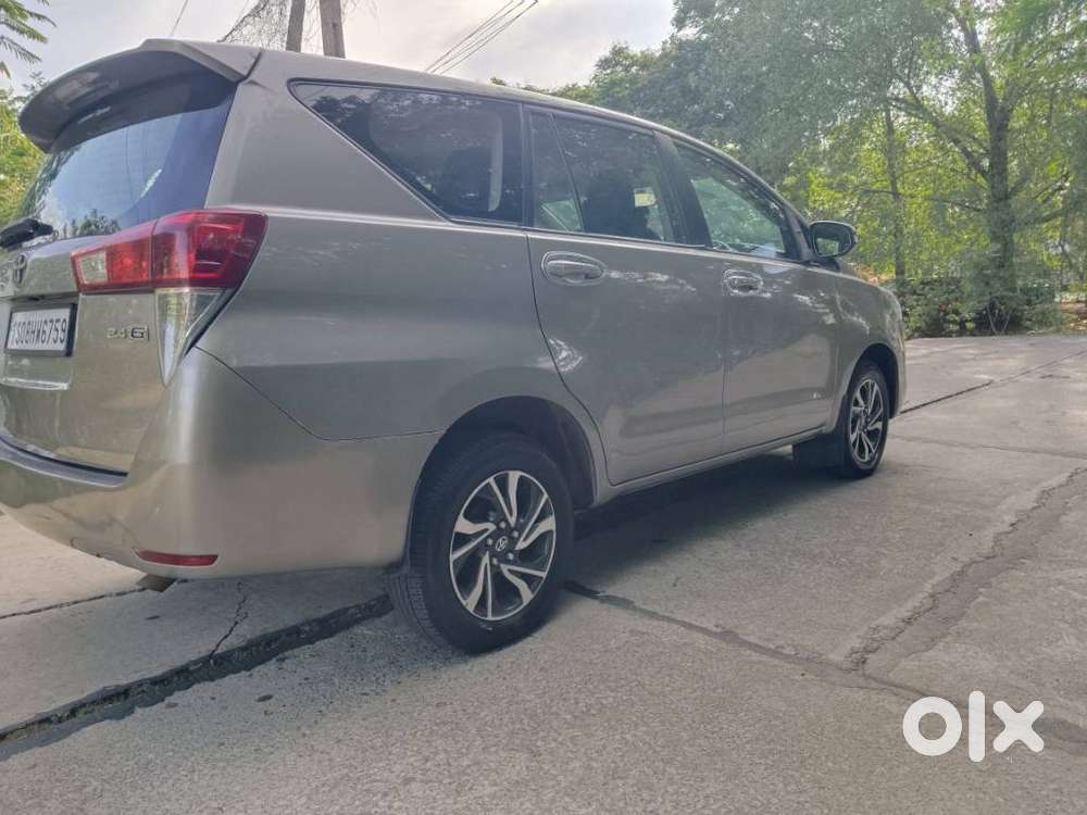 Toyota Innova Crysta 2.4 G Mt 8s, 2021, Diesel