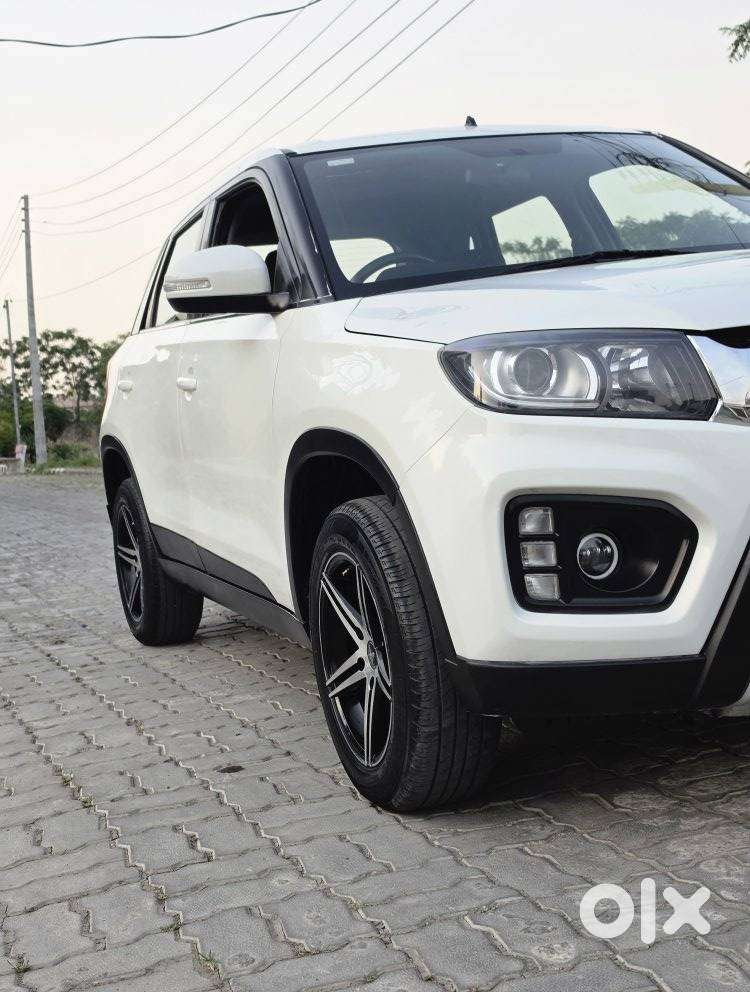 Maruti Suzuki Brezza 1.5 Zxi Smart Hybrid, 2021, Petrol