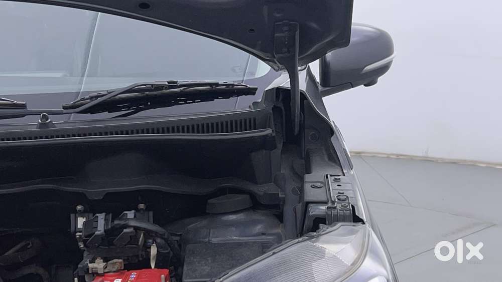 Maruti Suzuki Xl6 1.5 Alpha Plus At, 2022, Petrol