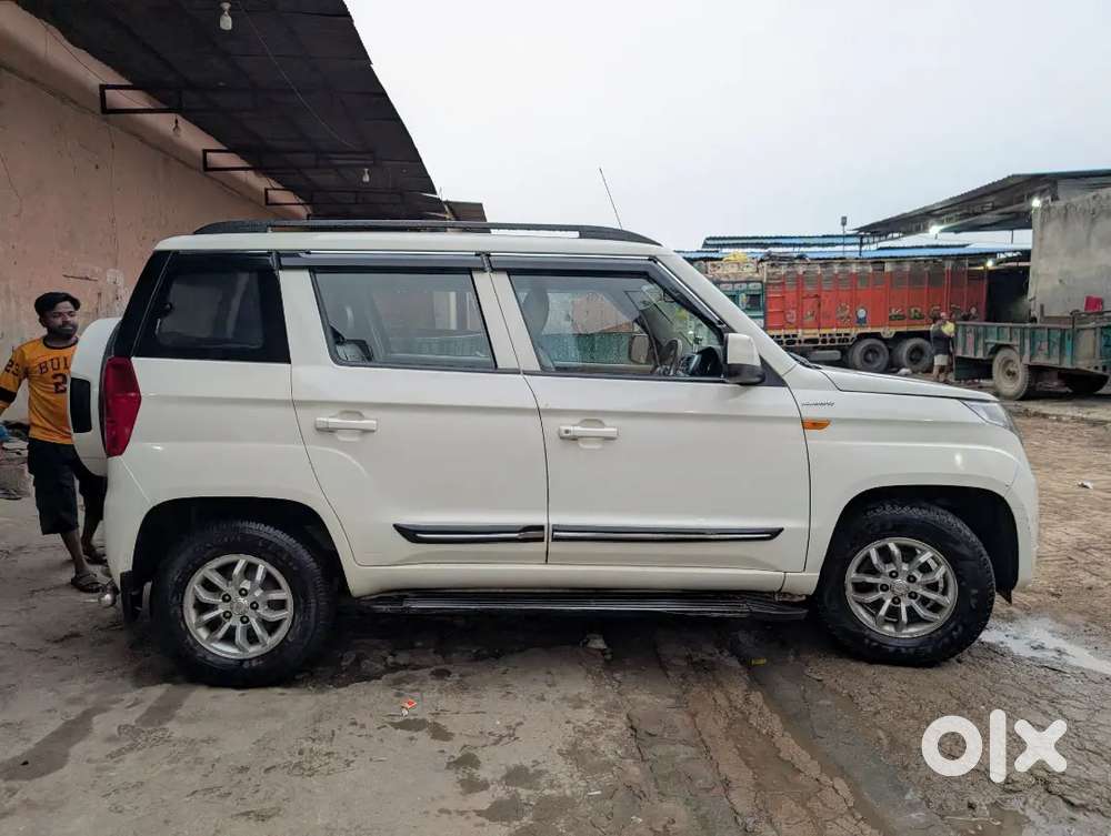 Mahindra Tuv 300 Plus 2015