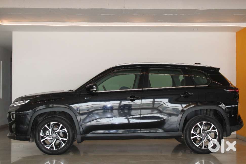 Toyota Urban Cruiser Hyryder 1.5 V Hybrid, 2025, Petrol