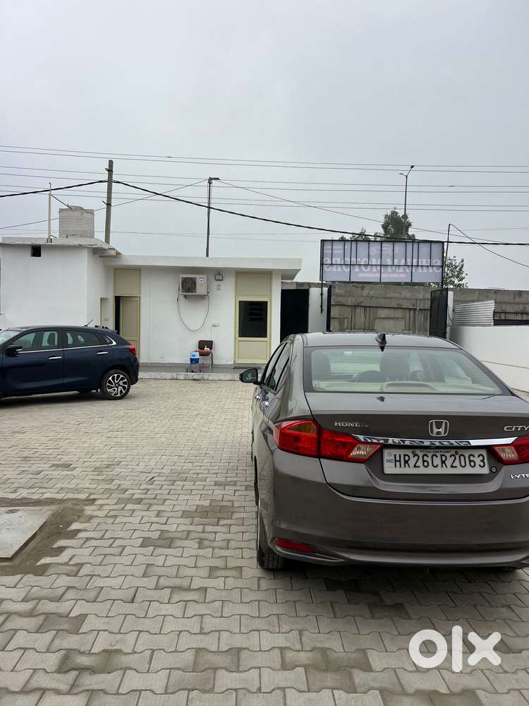 Honda City 1.5 V 5th Gen I-vtec Mt, 2015, Petrol