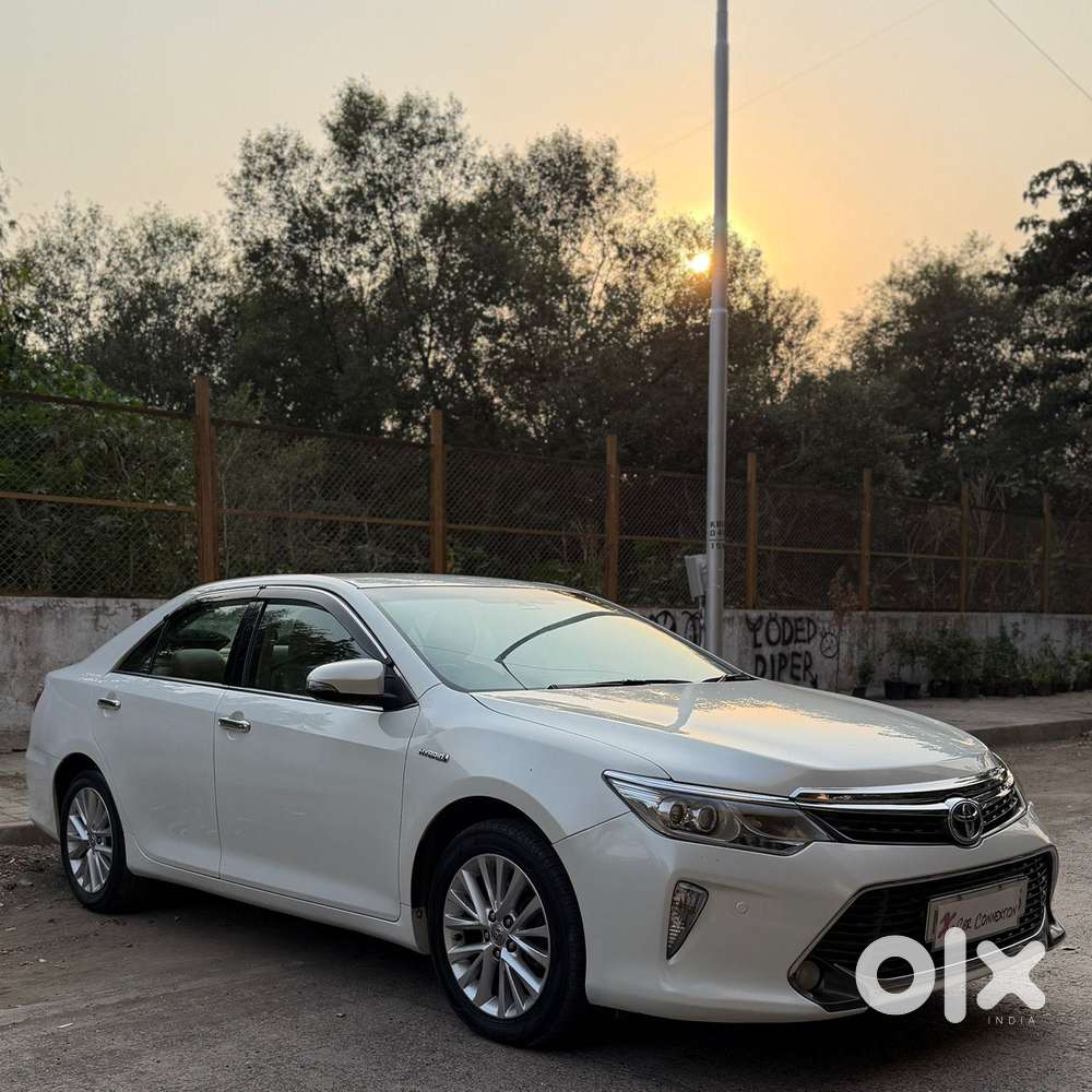 Toyota Camry Hybrid, 2016, Petrol