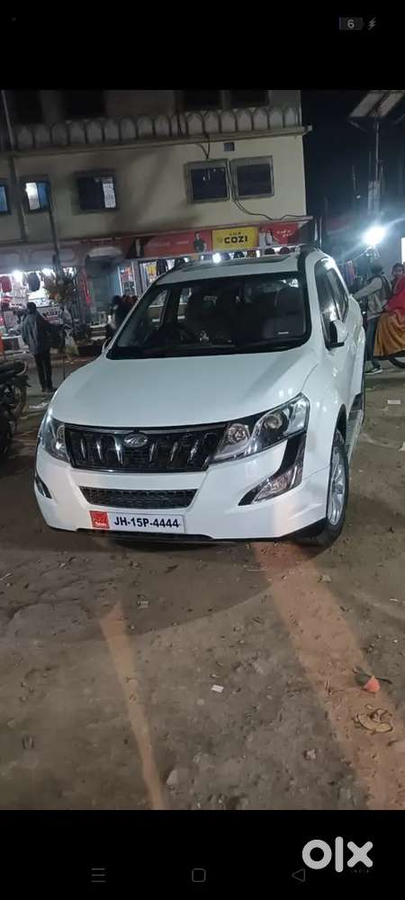 Mahindra Xuv500 2018 Diesel 85000 Km Driven