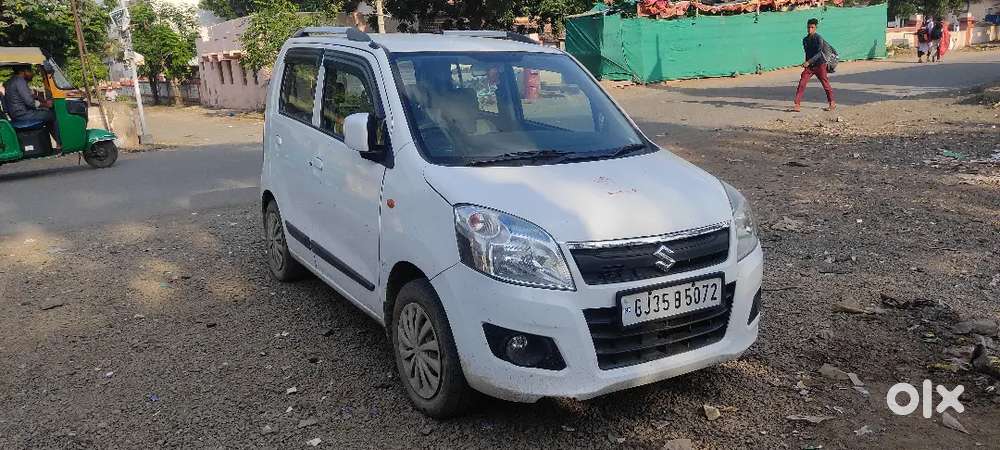 મારુતિ સુઝુકી વેગનર(wagon R) સી.એન.જી/પેટ્રોલ 2017 મોડેલ