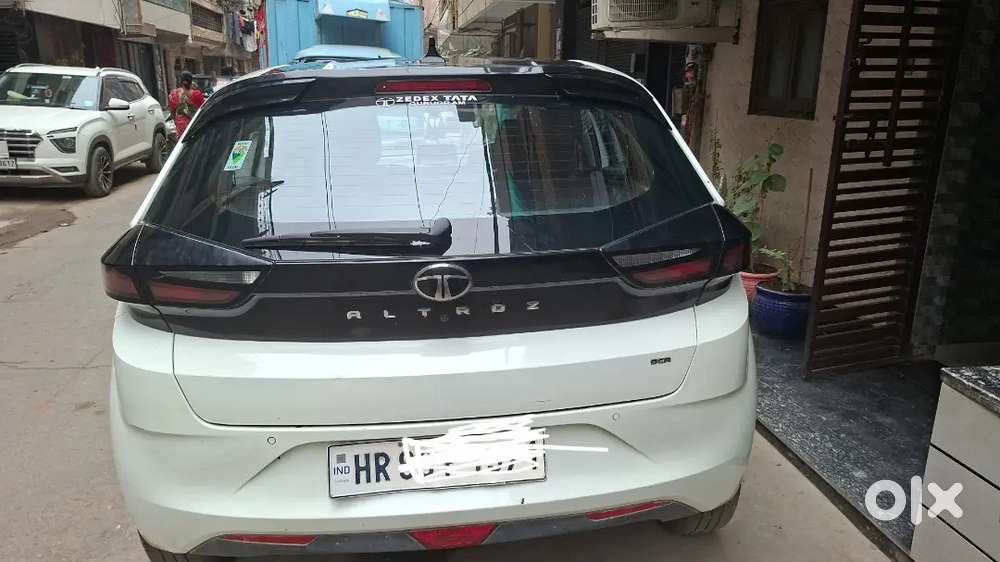 Tata Altroz Xza 2024 Petrol Automatic And Sunroof