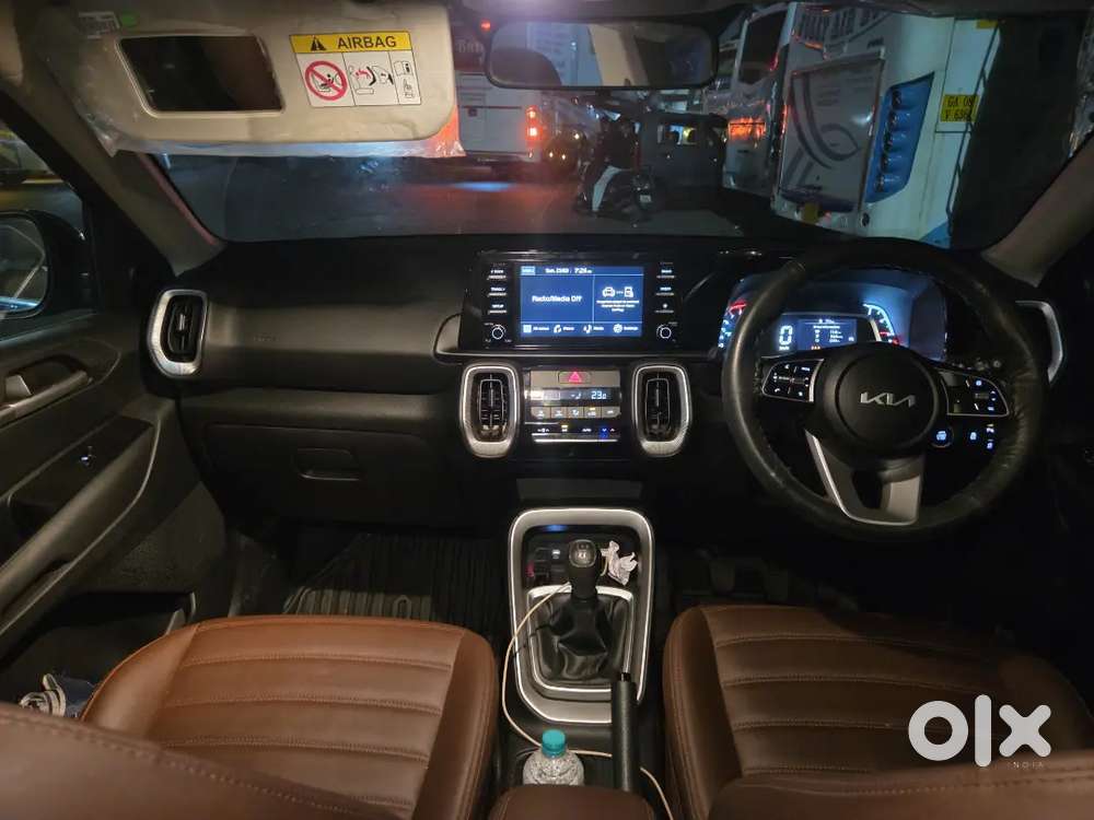 Kia Sonet 2024 Petrol Well Maintained