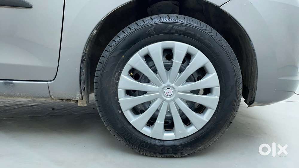 Maruti Suzuki Celerio Zxi Optional Amt, 2016, Petrol