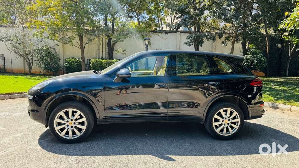 Porsche Cayenne 2017 Diesel Well Maintained