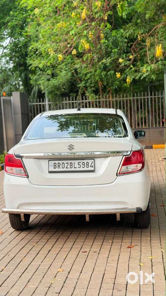 Maruti Suzuki Dzire 1.2 Vxi, 2023, Petrol