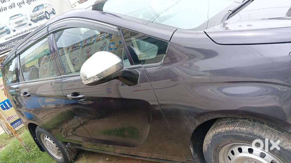 Mahindra Marazzo M2 8str, 2019, Diesel