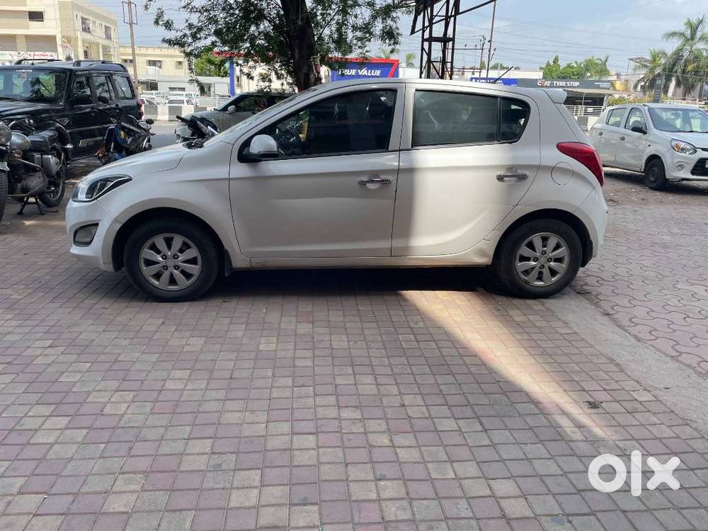 Hyundai I20 2012 Diesel Good Condition Genuine Hyundai Service