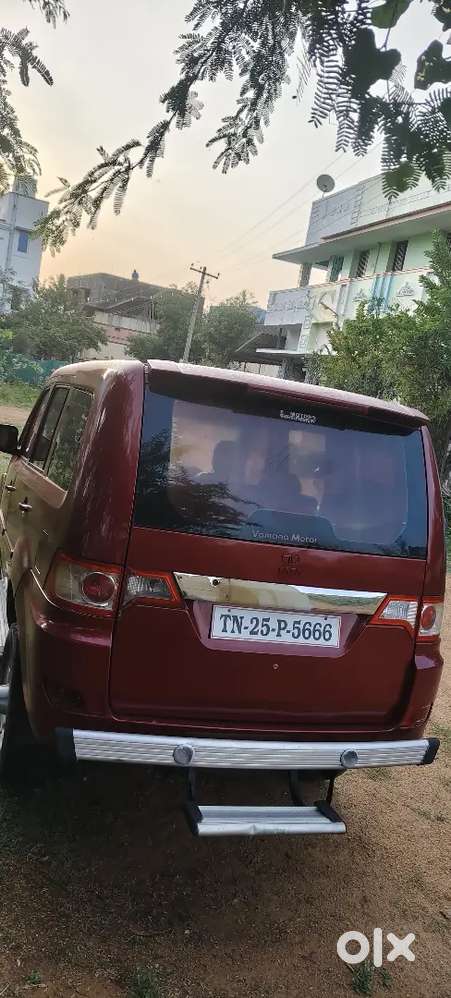Tata Sumo Grande 2010