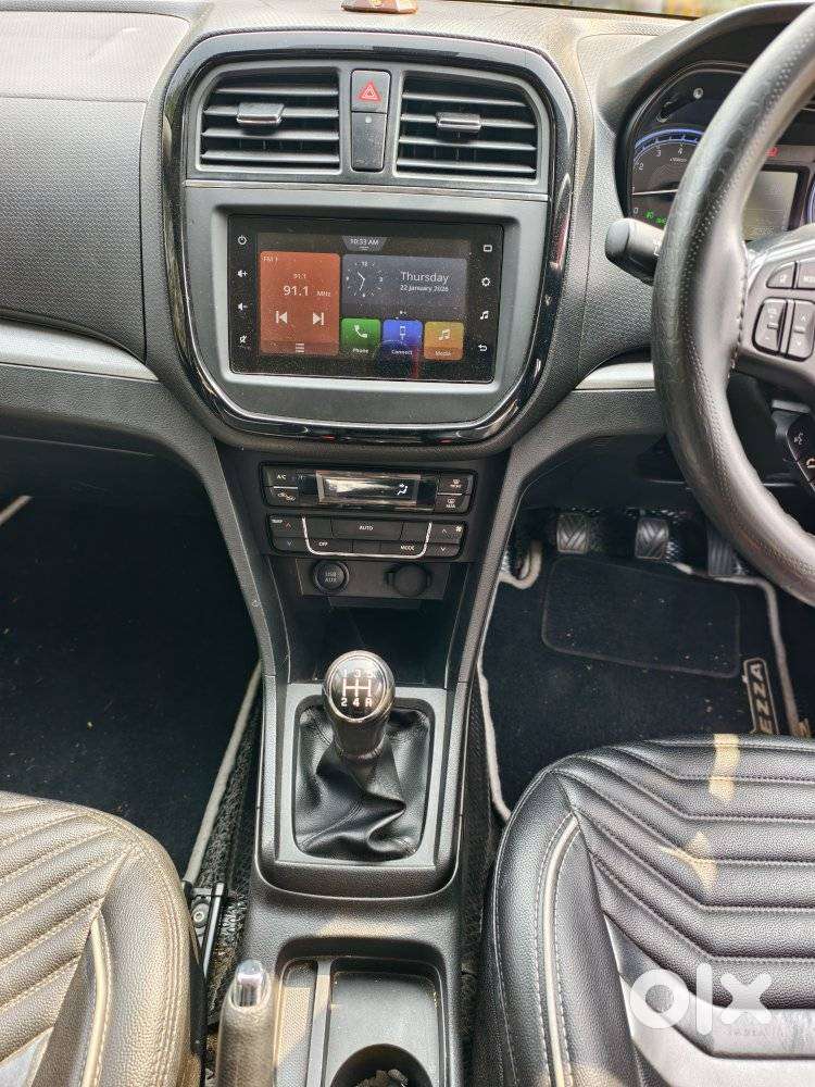 Maruti Suzuki Vitara Brezza Zxi + Mt Dual Tone, 2020, Petrol