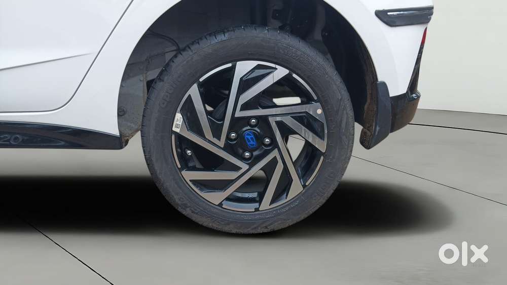 Hyundai New I20 1.2 Asta (o) Ivt, 2024, Petrol
