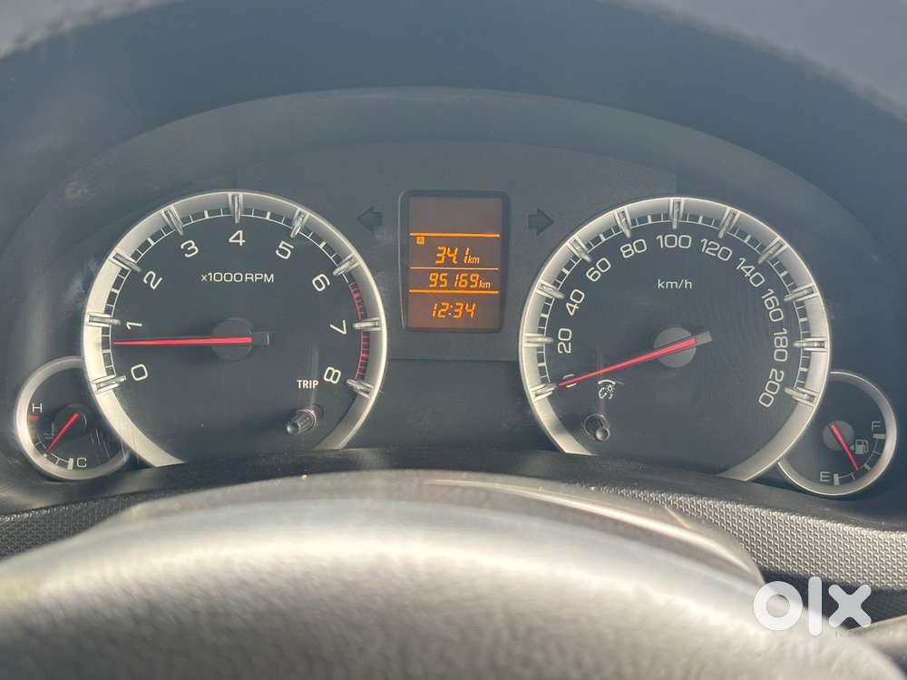 Maruti Suzuki Swift Vxi Optional, 2014, Petrol