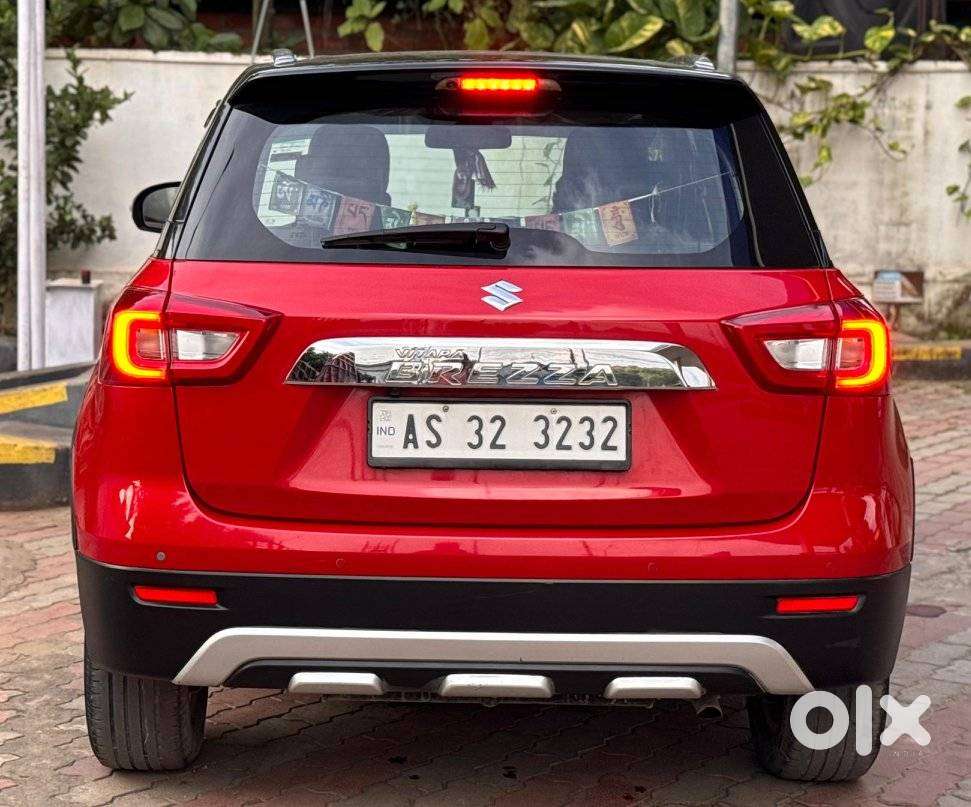 Maruti Suzuki Vitara Brezza 1.5 Zxi Plus Dual Tone, 2021, Petrol