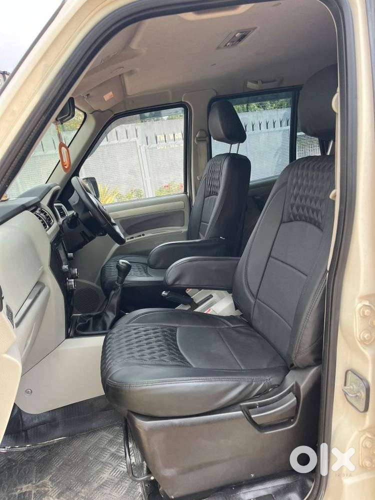 Mahindra Scorpio S10 8 Seater, 2016, Diesel