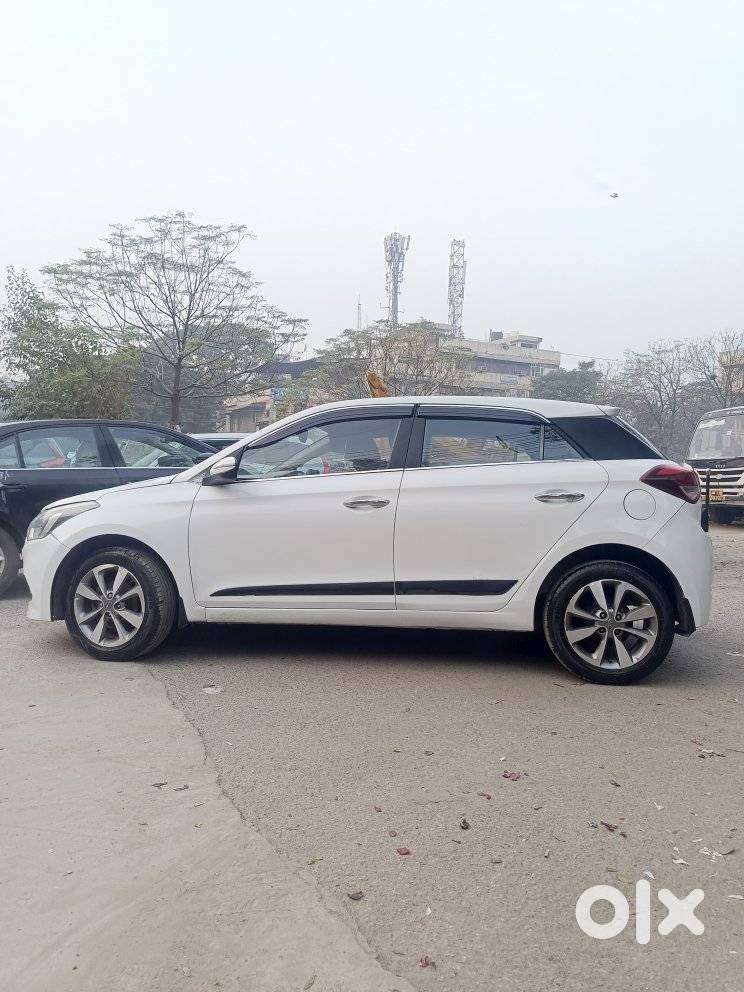 Hyundai I20 Sportz 1.2 Bs-iv, 2015, Petrol