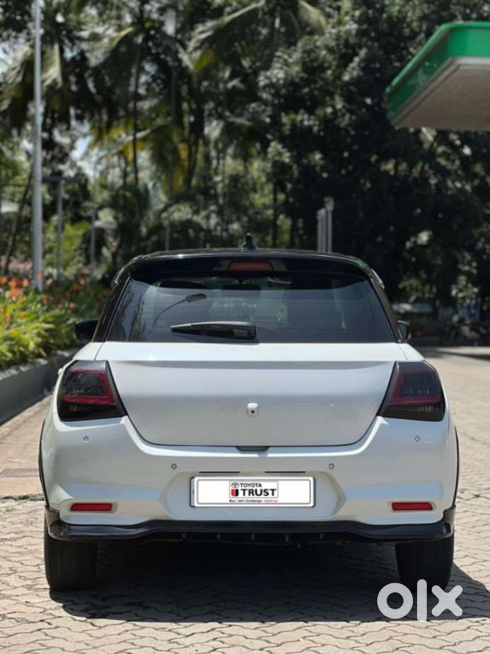 Maruti Suzuki Swift Zxi Plus Amt Dual Tone, 2024, Petrol