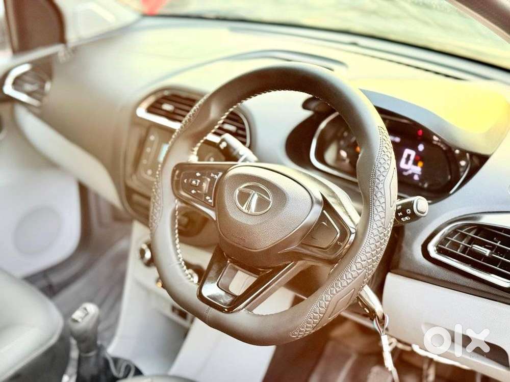 Tata Tiago Xt Icng, 2022, Petrol
