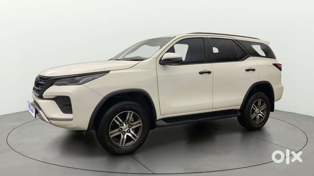 Toyota Fortuner [2021-ongoing] 2.7 2wd Petrol Mt, 2024, Petrol
