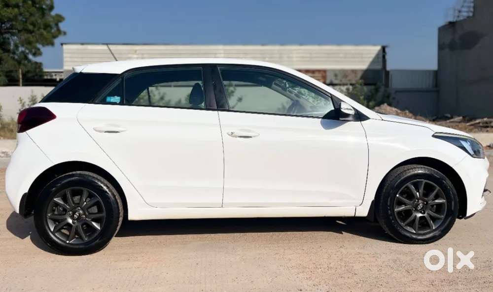 Hyundai Elite I20 Sportz Plus, 2020, Petrol