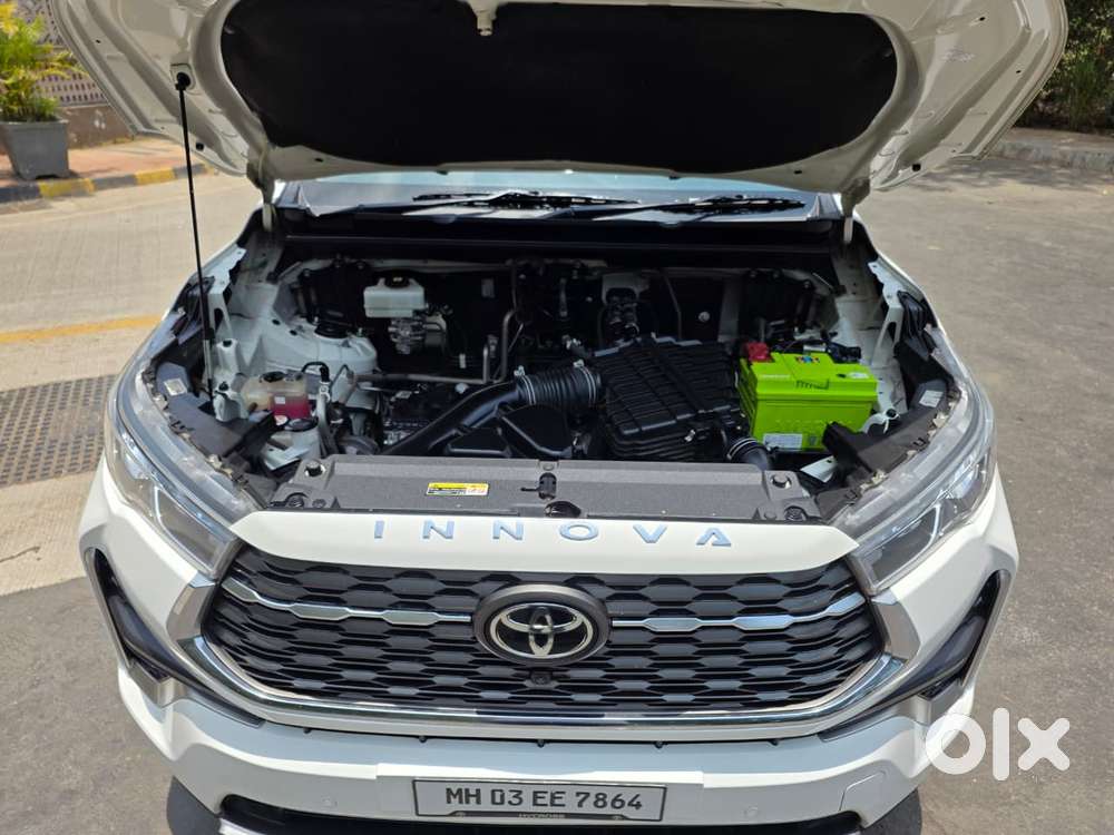 Toyota Innova Hycross 2.0 Zx (o) Hybrid 7 Str, 2023, Petrol