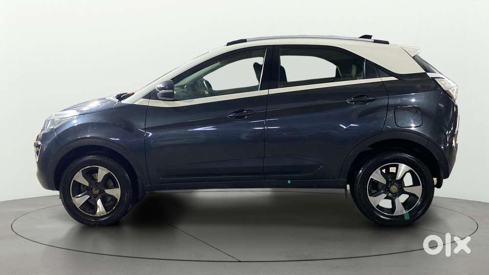 Tata Nexon 1.2 Revotron Xza Plus Dualtone, 2018, Petrol