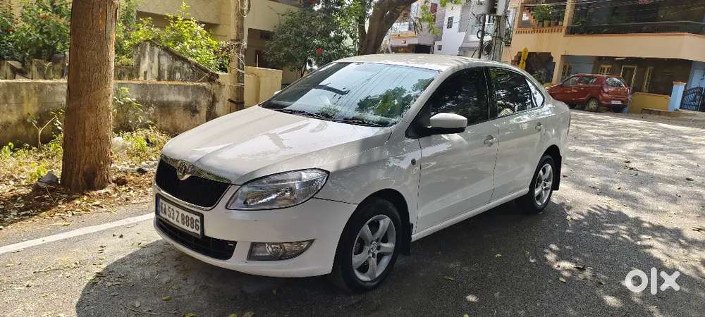 Skoda Rapid 1.6 Ambition 2012 Diesel