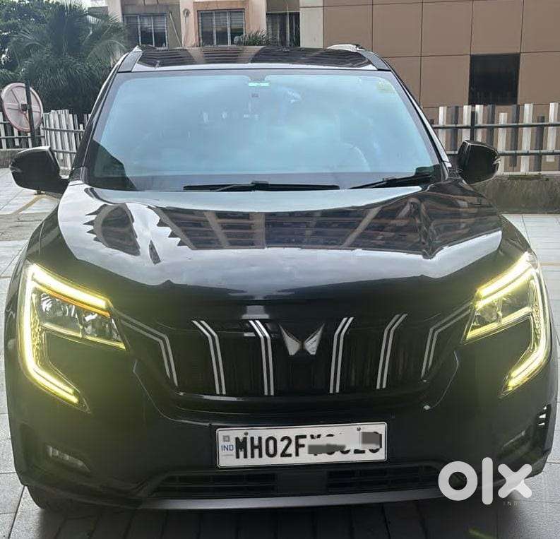 Mahindra Xuv700 2.0 Ax 5 Petrol At Str, 2023, Petrol