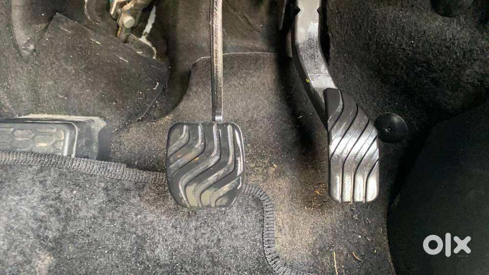 Nissan Magnite 1.0 Xv Turbo Cvt, 2022, Petrol