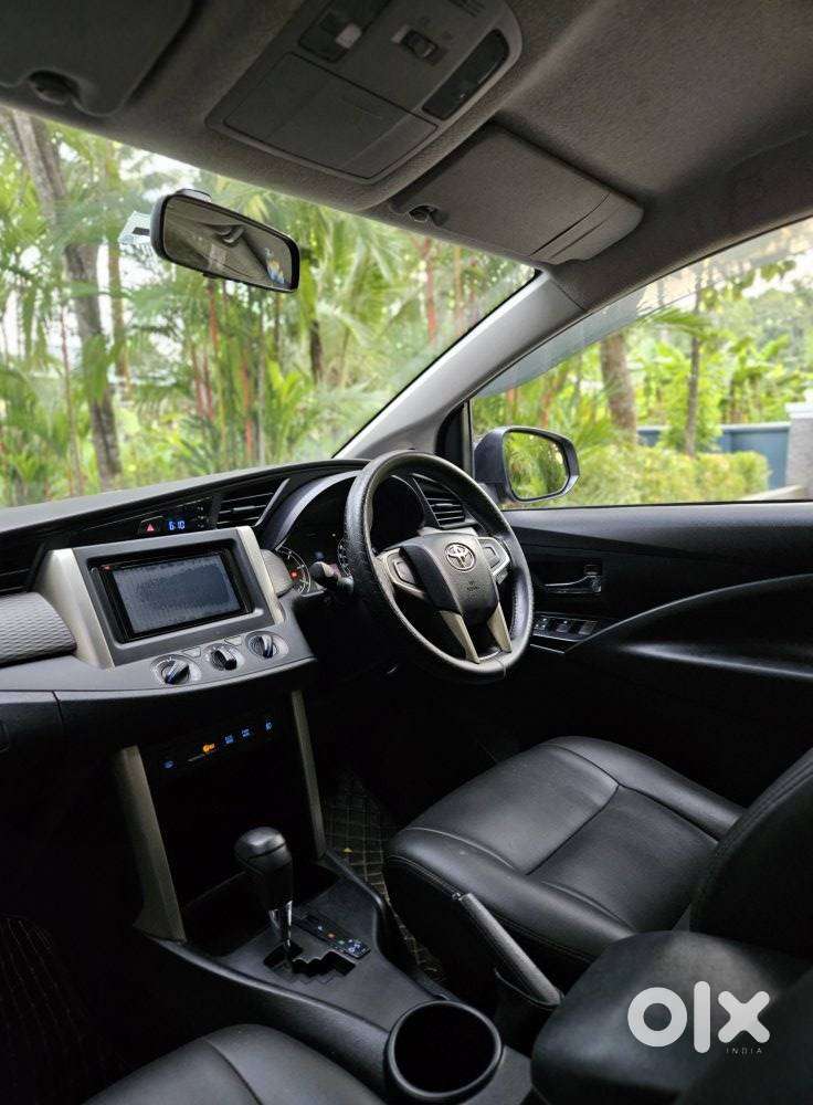 Toyota Innova Crysta 2.8 Gx At, 2017, Diesel