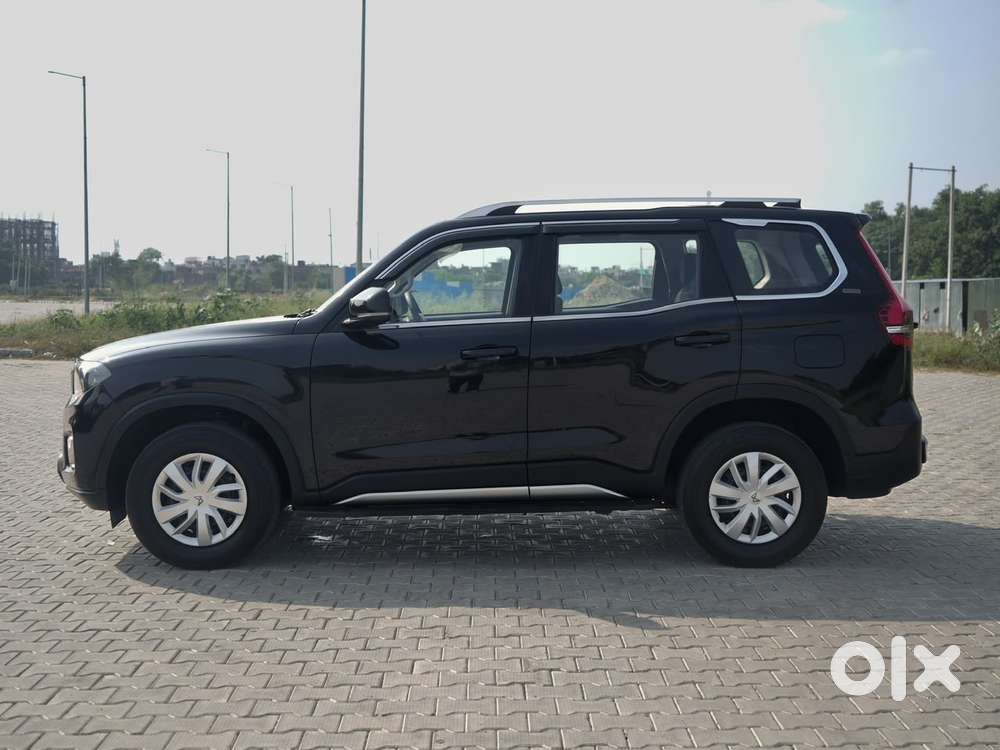 Mahindra Scorpio N Z6 Diesel At 2wd 7 Str, 2024, Diesel