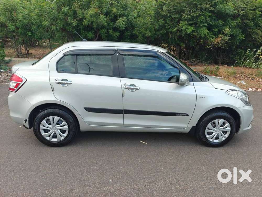 Maruti Suzuki Swift Dzire 1.2 Vxi Bsiv, 2017, Petrol