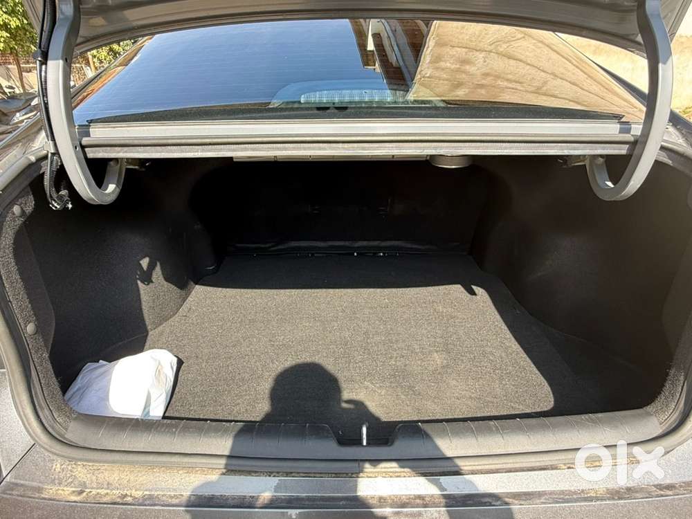 Hyundai New Verna 2023 Petrol Well Maintained