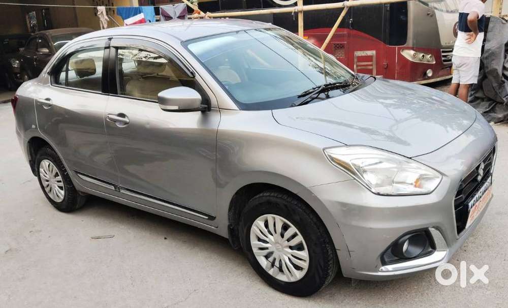 Maruti Suzuki Dzire 1.2 Vxi, 2022, Petrol